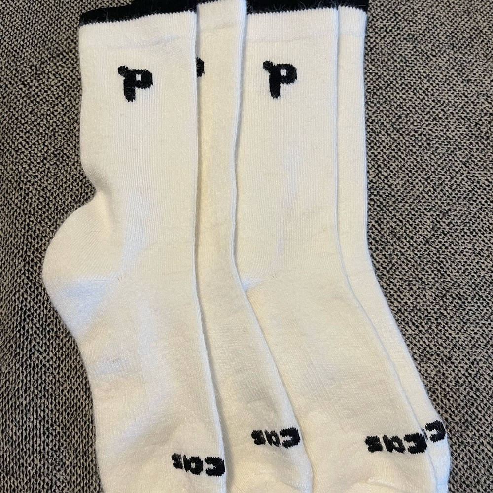 Pacas Women’s socks Small/Medium